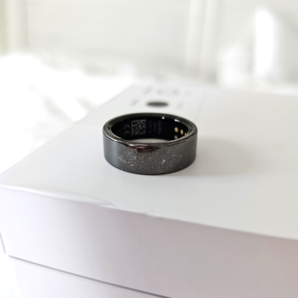 Oura Ring Gen3 Heritage Black Size 10 - Picture 4 of 7